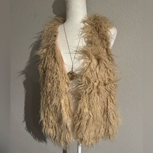 AE Vintage Faux Fur Vest
